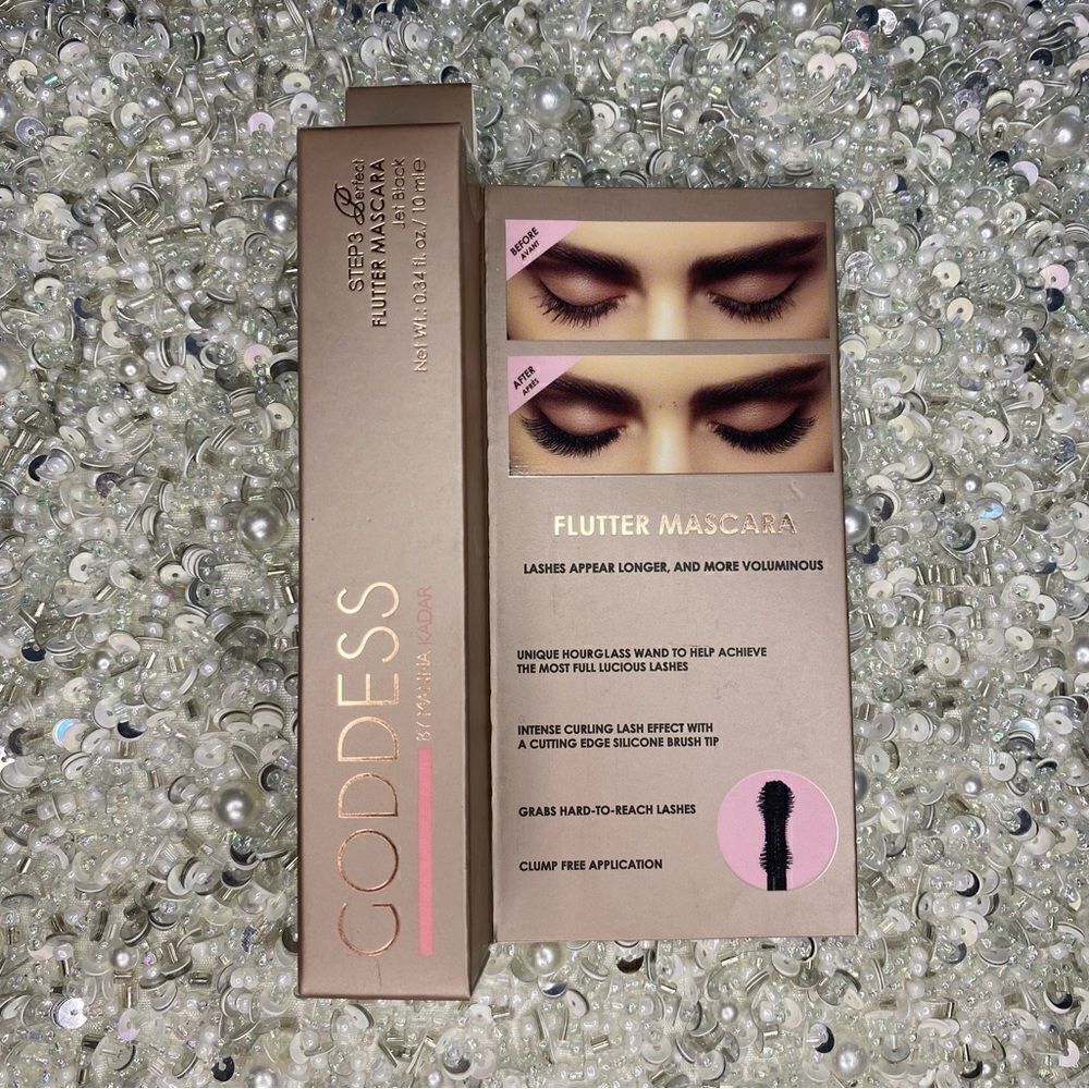 Manna Kadar GODDESS - Flutter Mascara